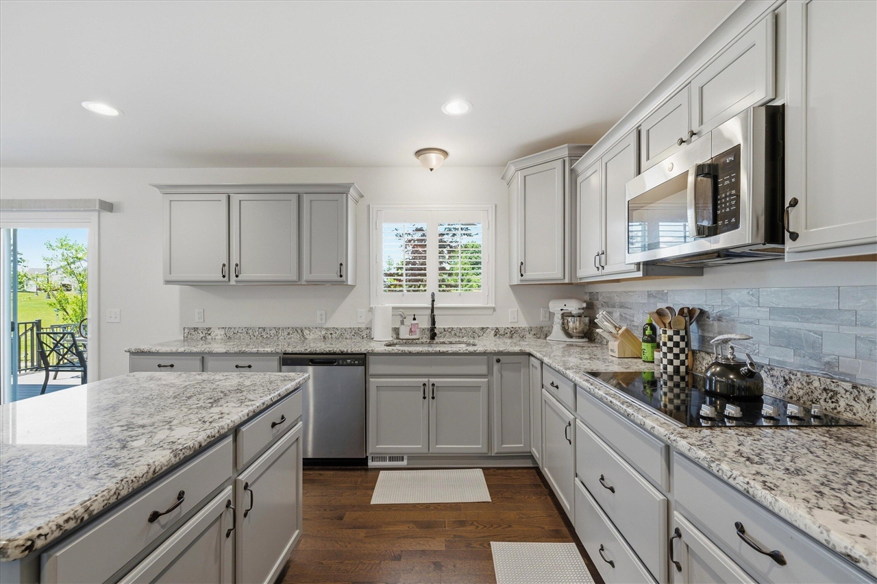 10282 High Meadow Property Photo 11