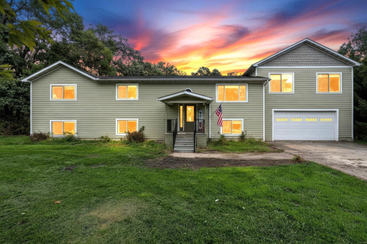 352 Burgess Drive Property Photo 1
