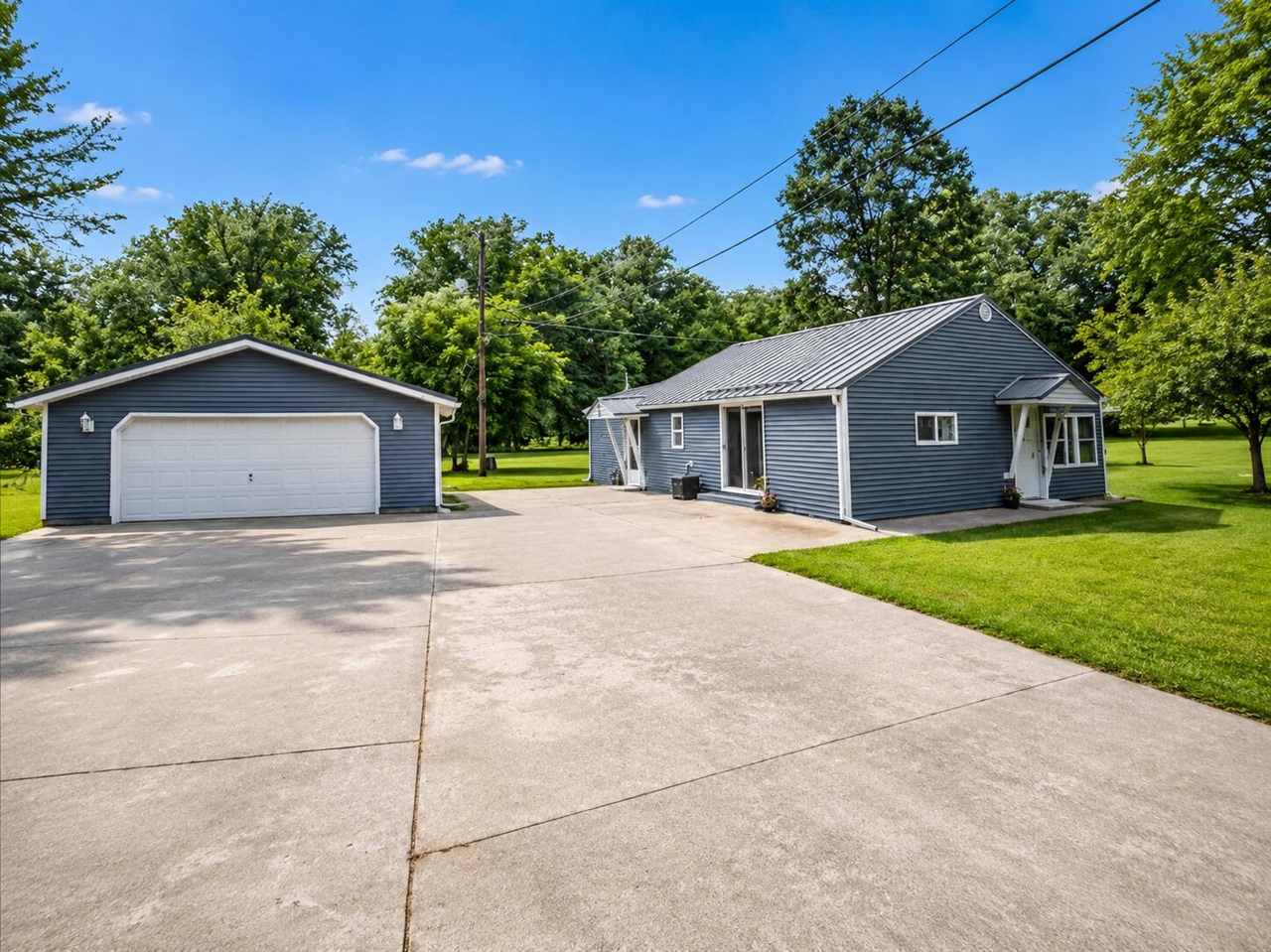 2339 W Midway Drive