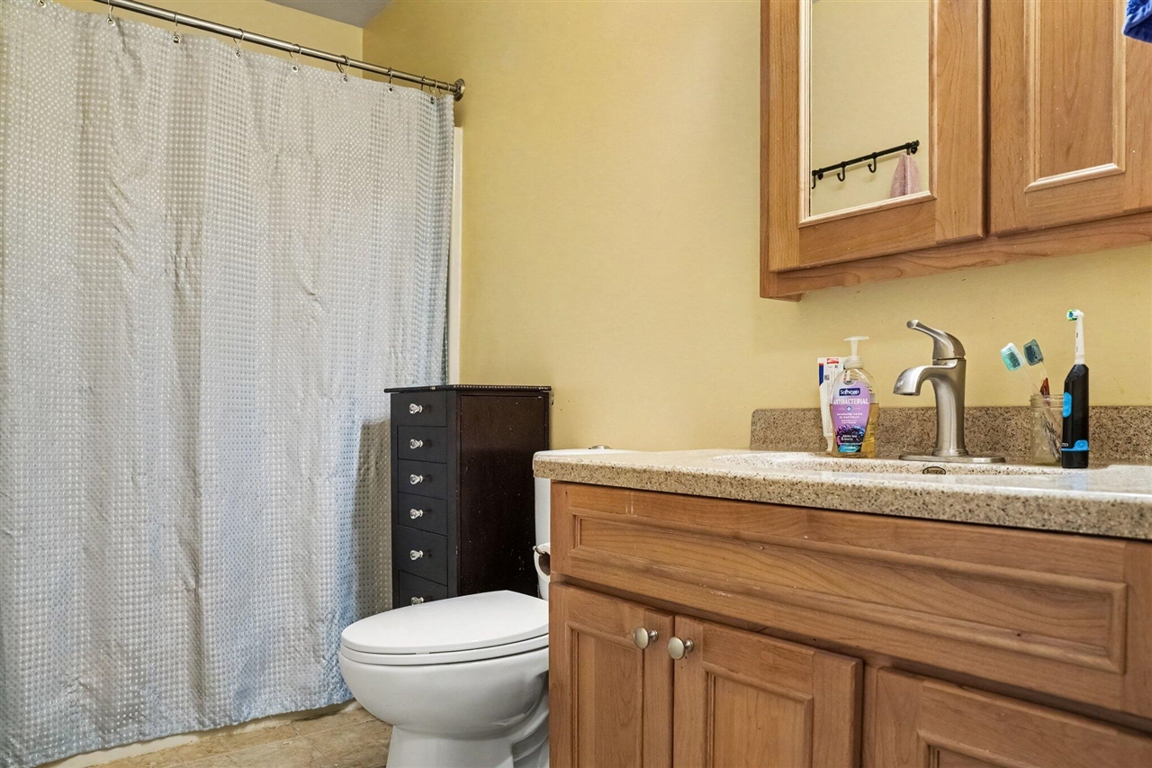 165 W Monroe Street Property Photo 15