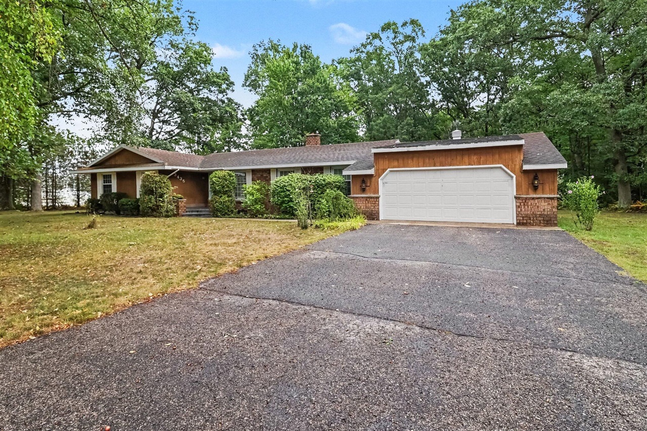 3435 Lindeman Road Property Photo 4