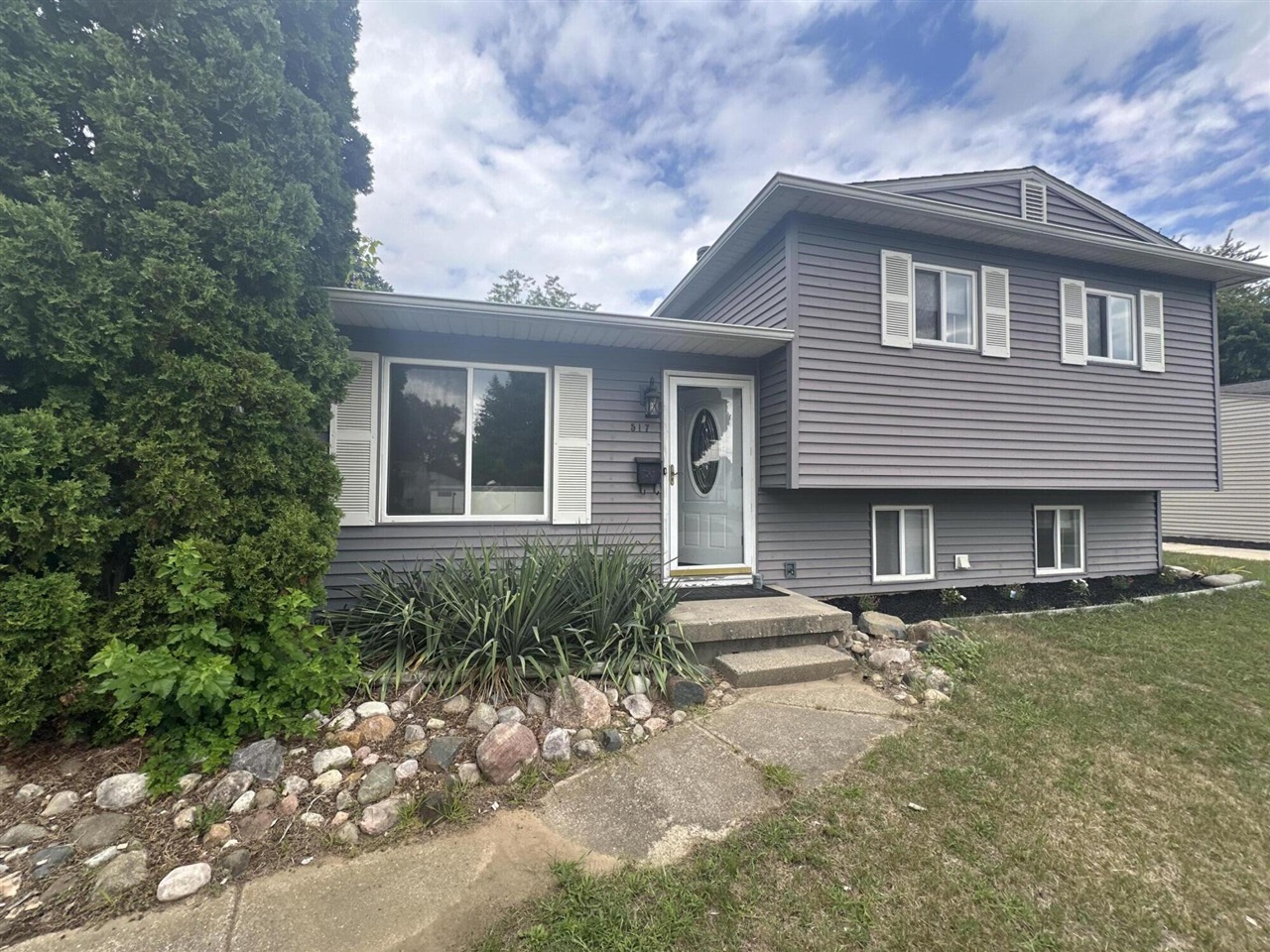 517 Clarion Street Property Photo 1