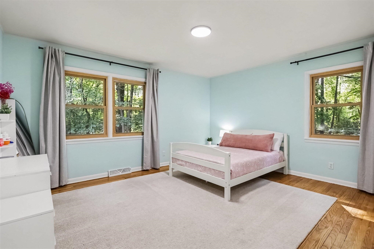 12537 S Wolcott Avenue Property Photo 12