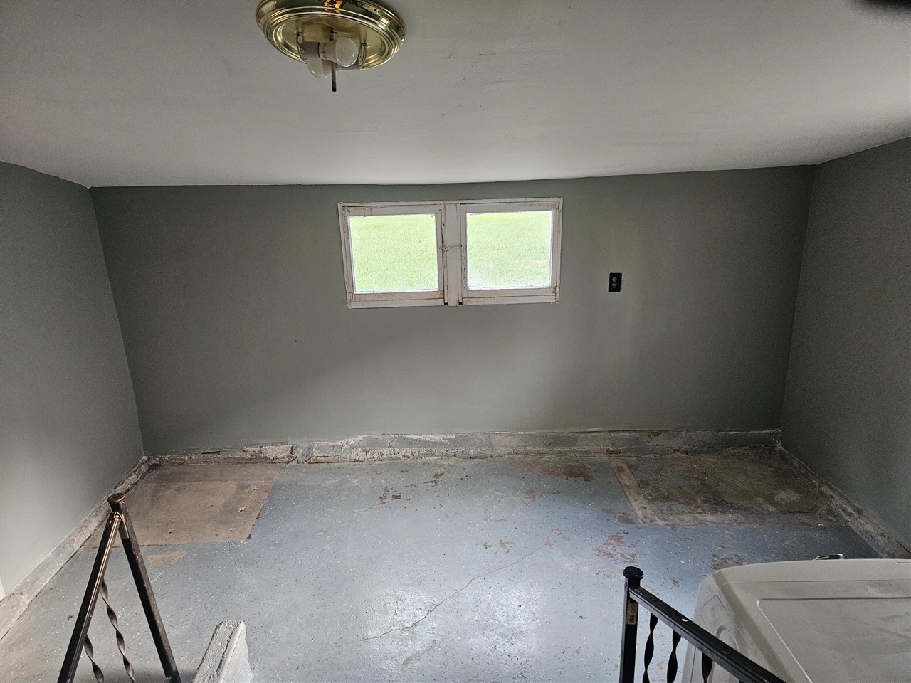 130 E Sycamore Street Property Photo 11