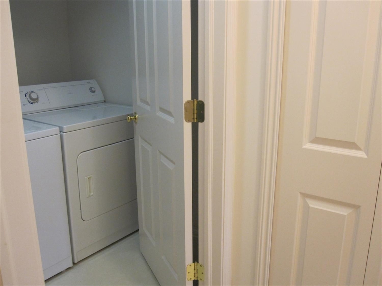 3055 Barclay Way Property Photo 7