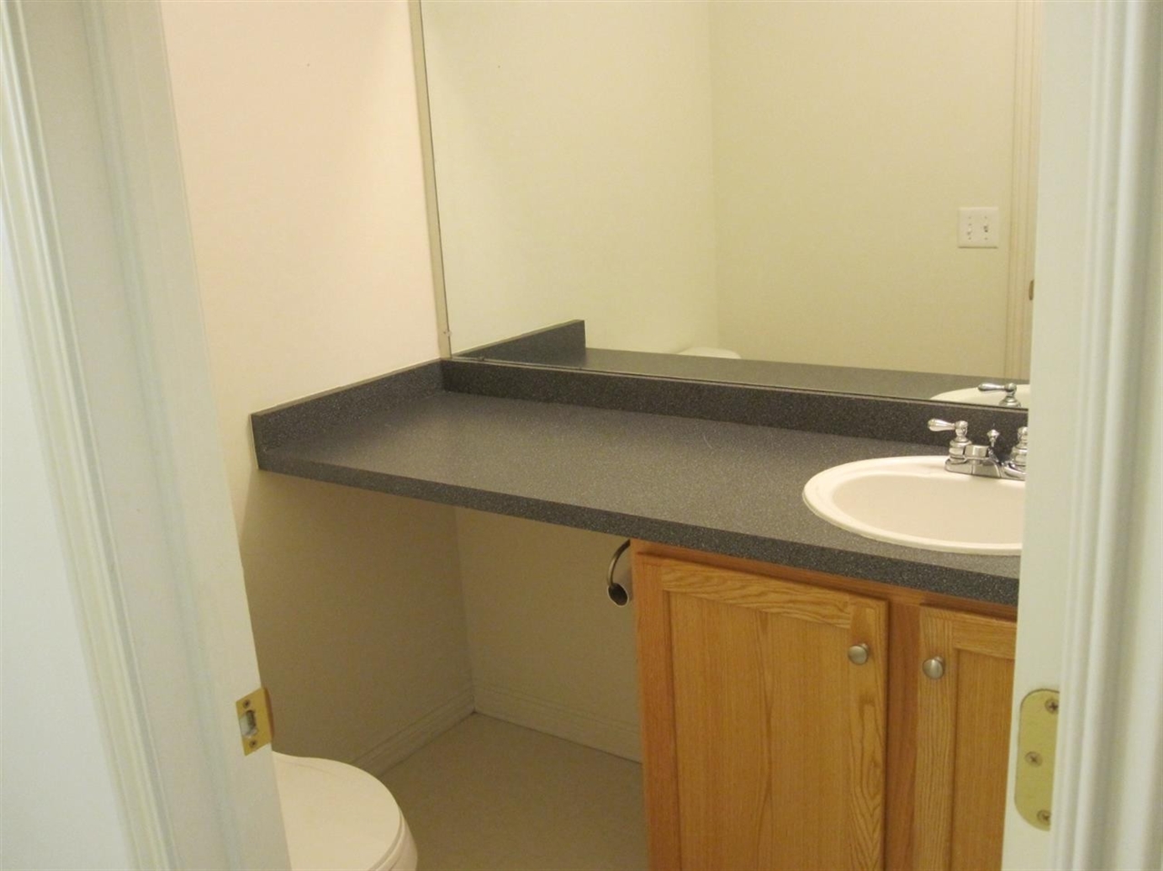 3055 Barclay Way Property Photo 8