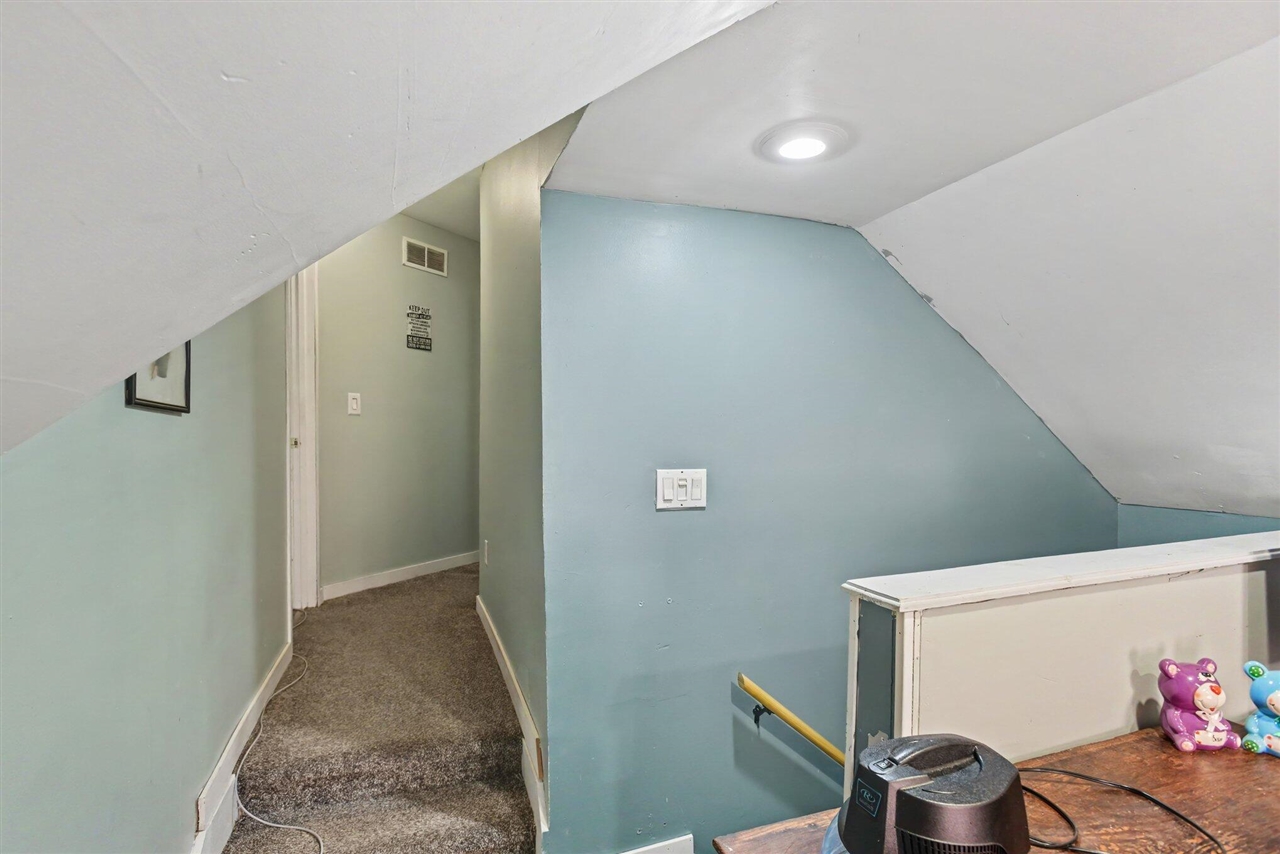 7043 Liggett Street Property Photo 13