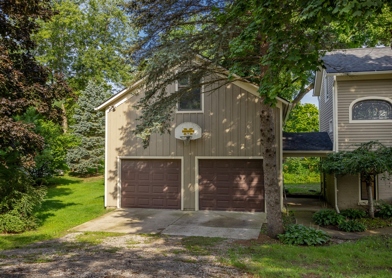318 Ann Arbor Street Property Photo 45
