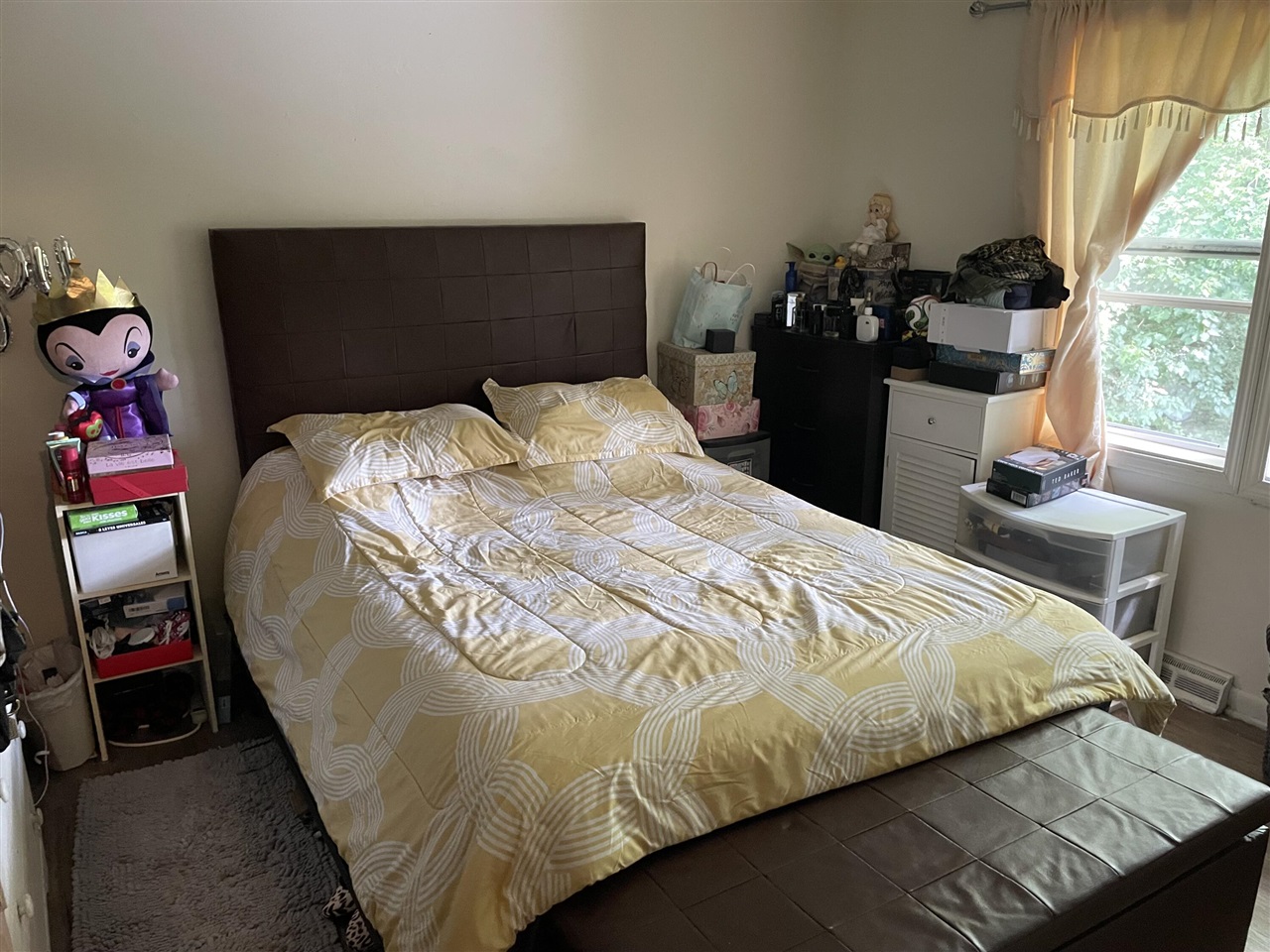 282 Pine Street Property Photo 5