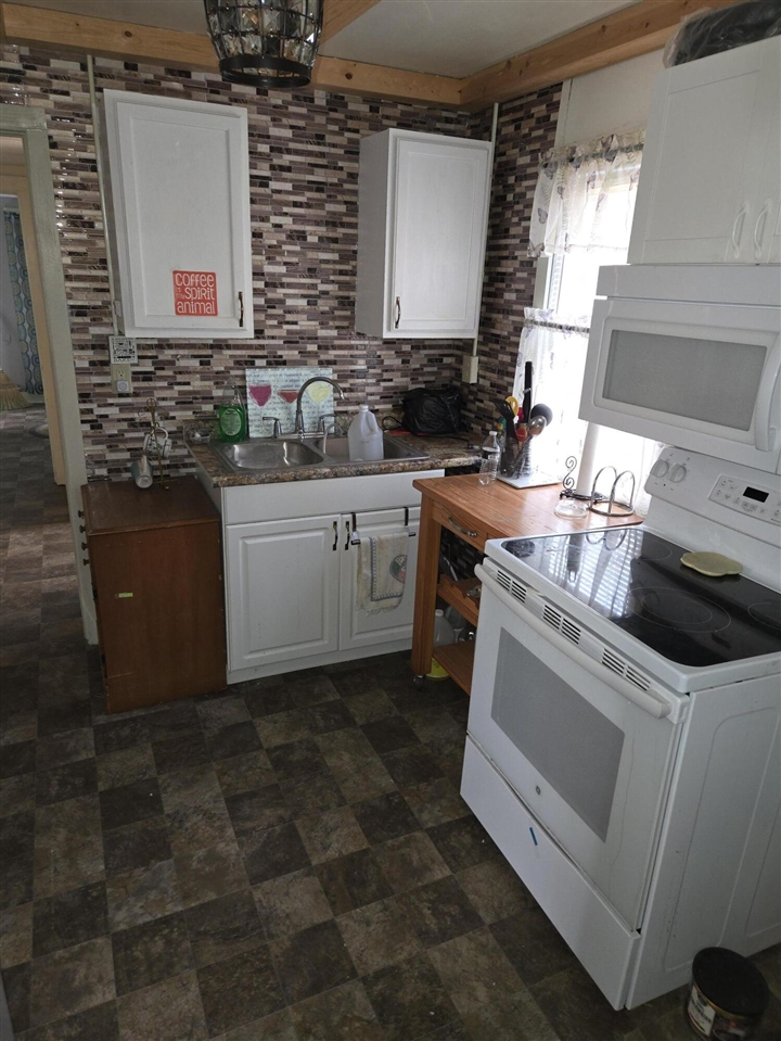 113 E Unity Drive Property Photo 25