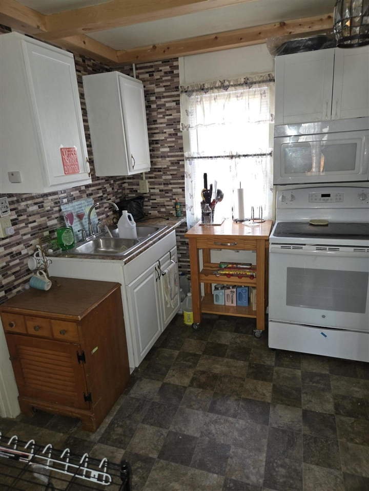 113 E Unity Drive Property Photo 26
