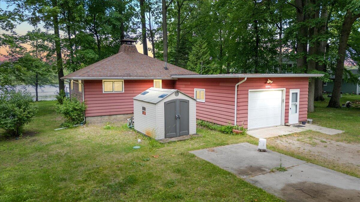 10151 Birch Drive Property Photo 1