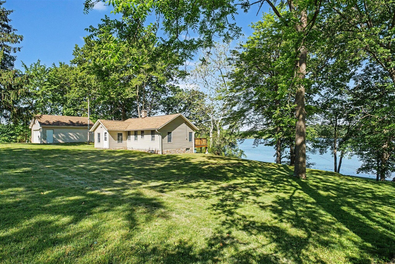 14516 Lilly Lake Drive Property Photo 1