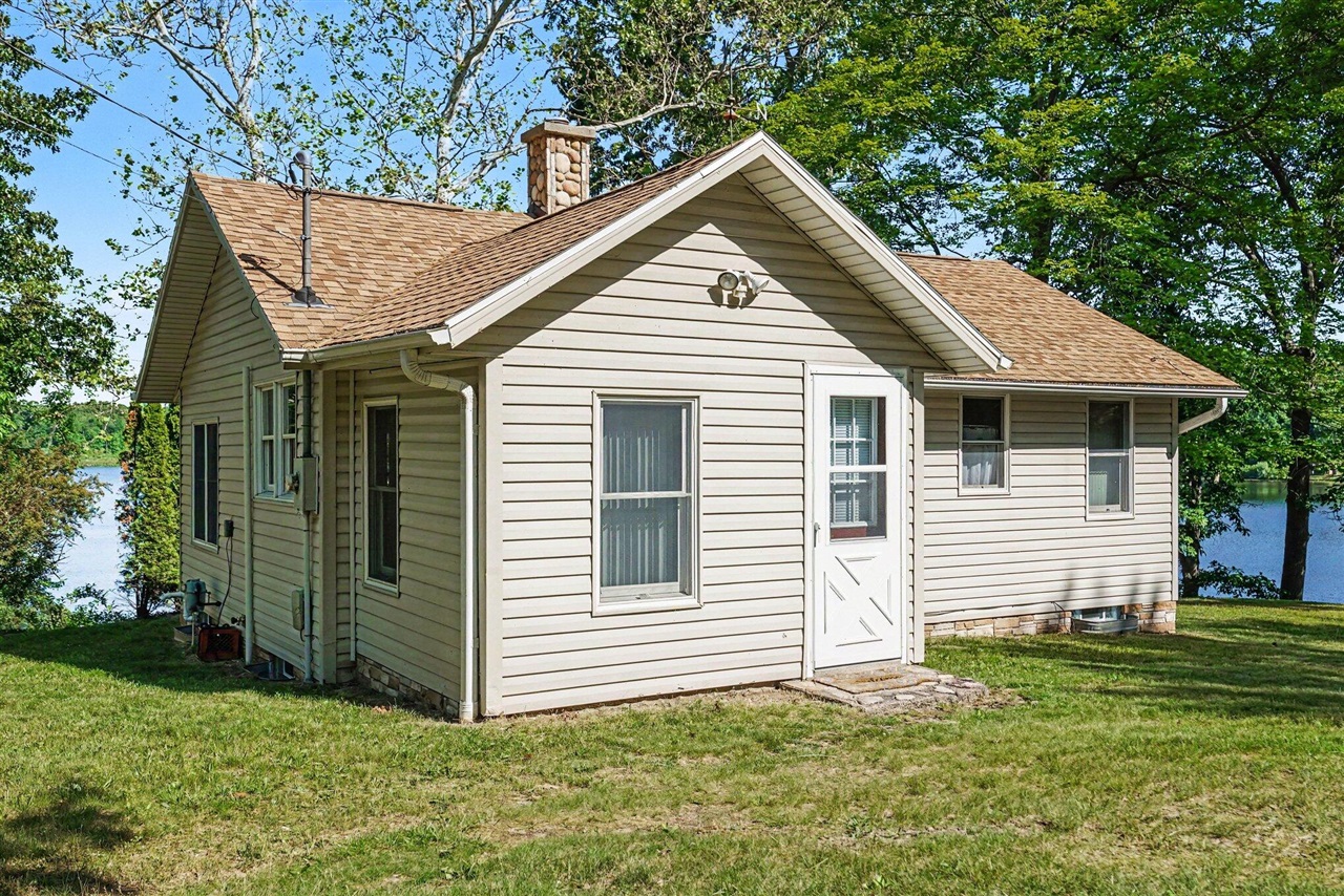 14516 Lilly Lake Drive Property Photo 1