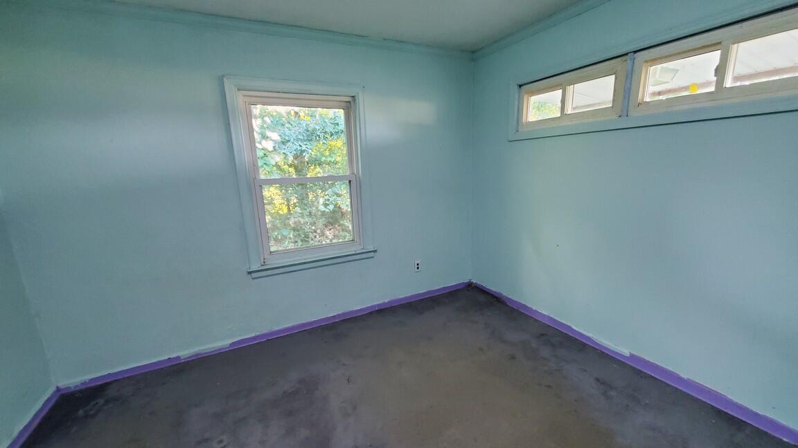 5131 Grand River Drive Property Photo 6