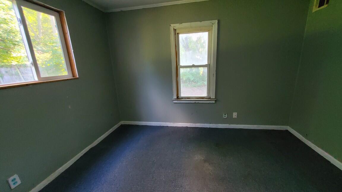 5131 Grand River Drive Property Photo 10