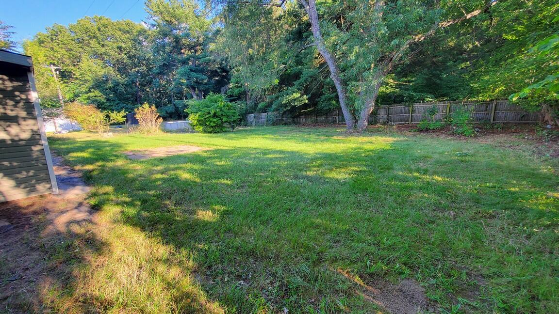 5131 Grand River Drive Property Photo 14
