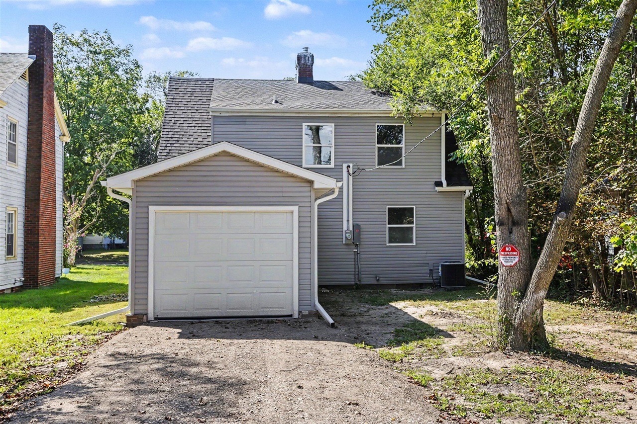 977 Ogden Avenue Property Photo 19