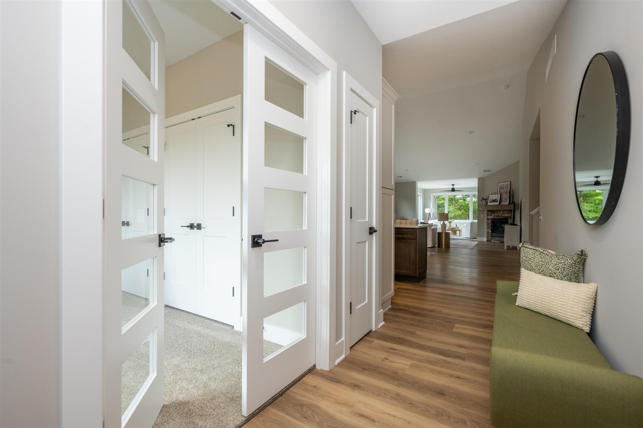 3664 Katherine Lane Property Photo 6