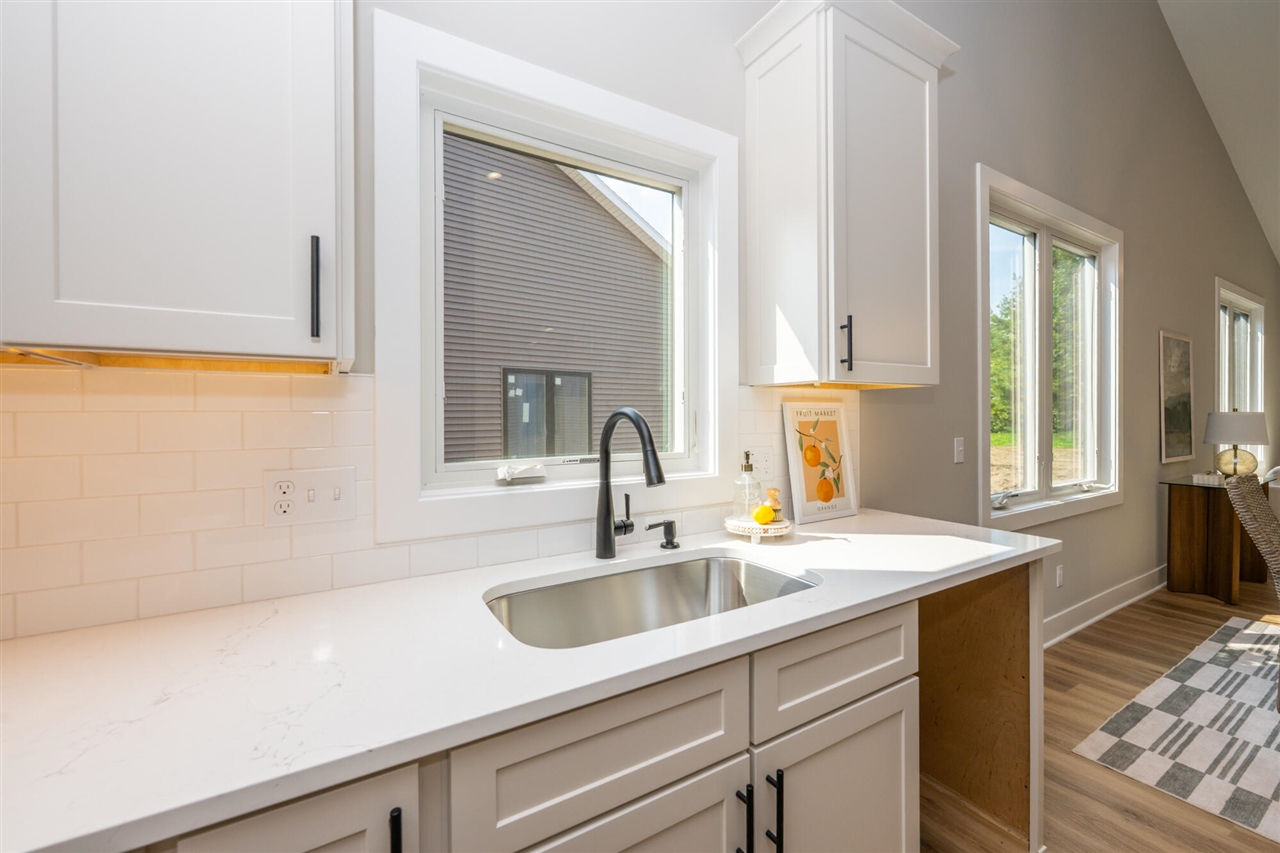 3664 Katherine Lane Property Photo 11