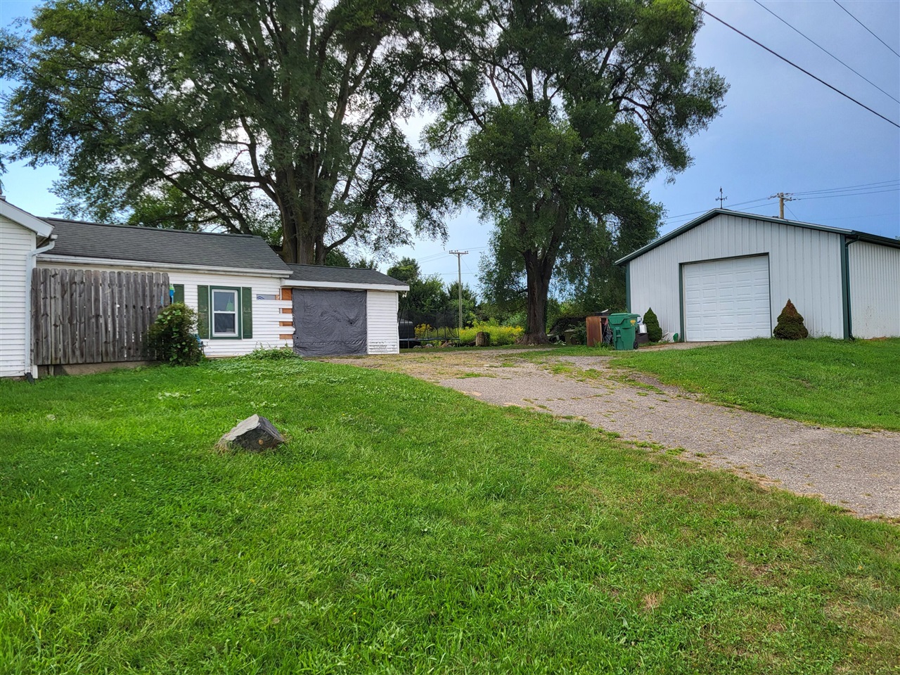 11008 Bair Lake Street Property Photo 3