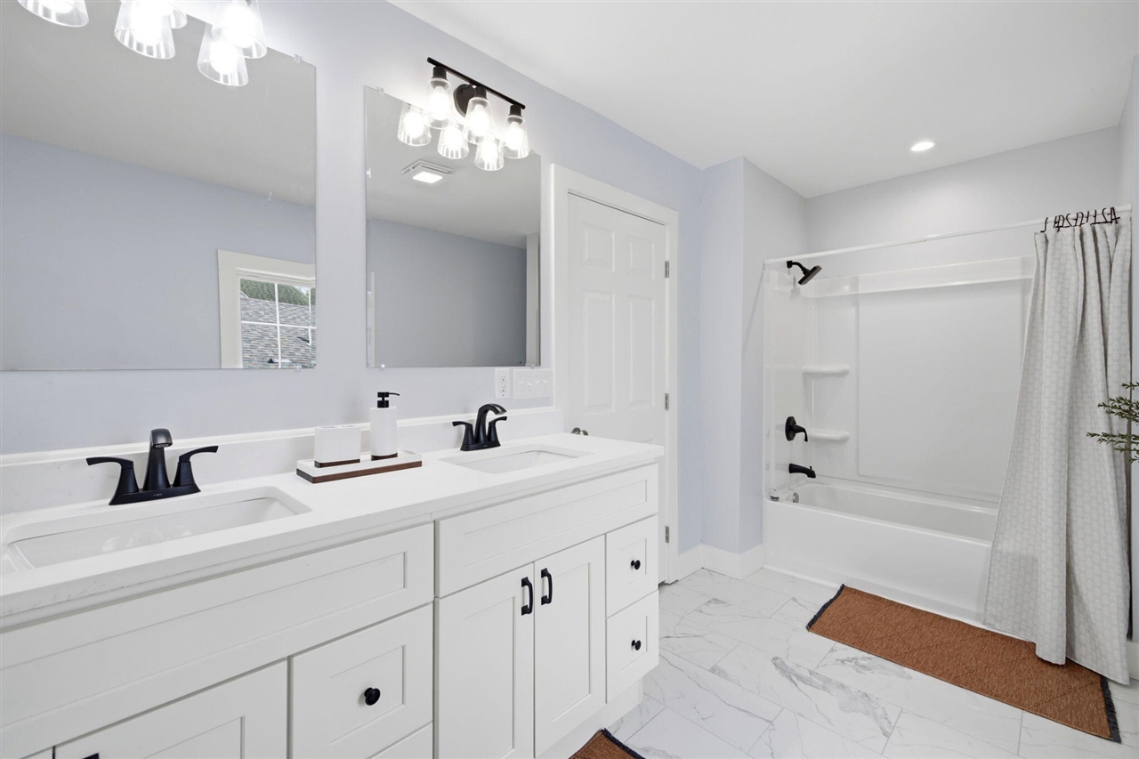 511 Oak Street Property Photo 16