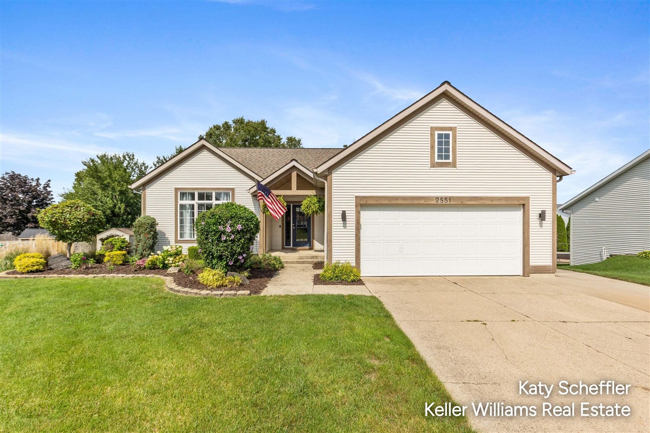 2551 Cedar Lake Drive Property Photo 1