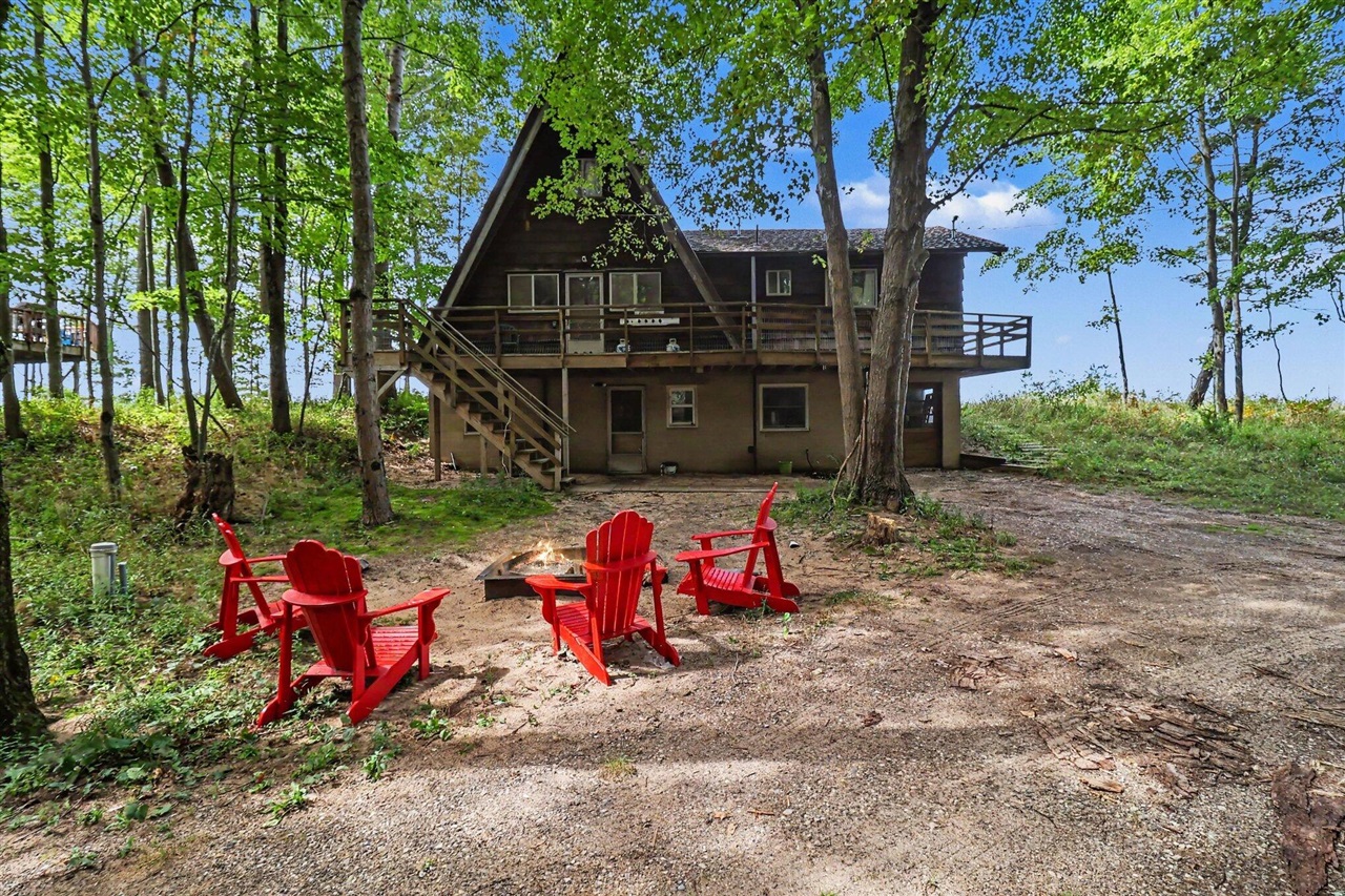 4712 W Fox Farm Road Property Photo 1