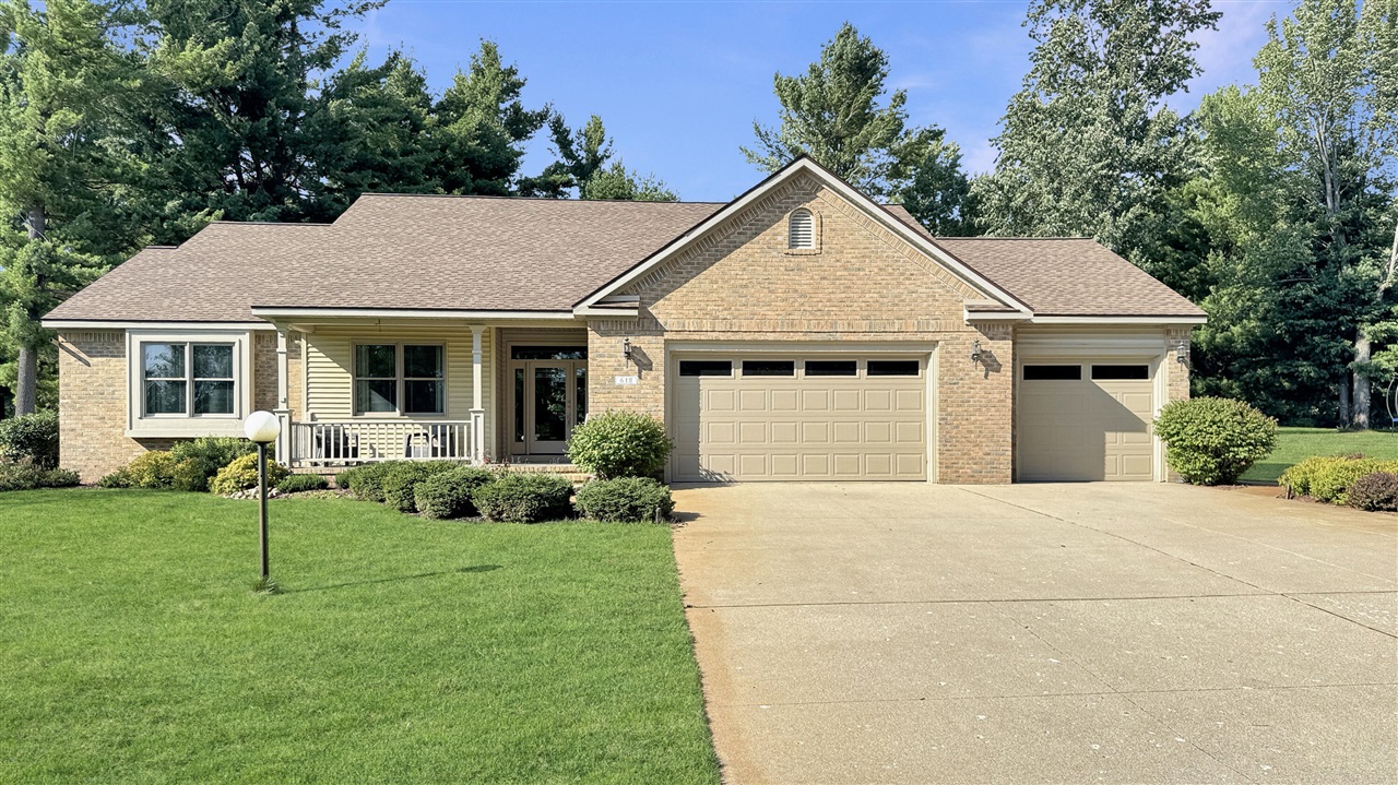 618 White Pine Drive Property Photo 1