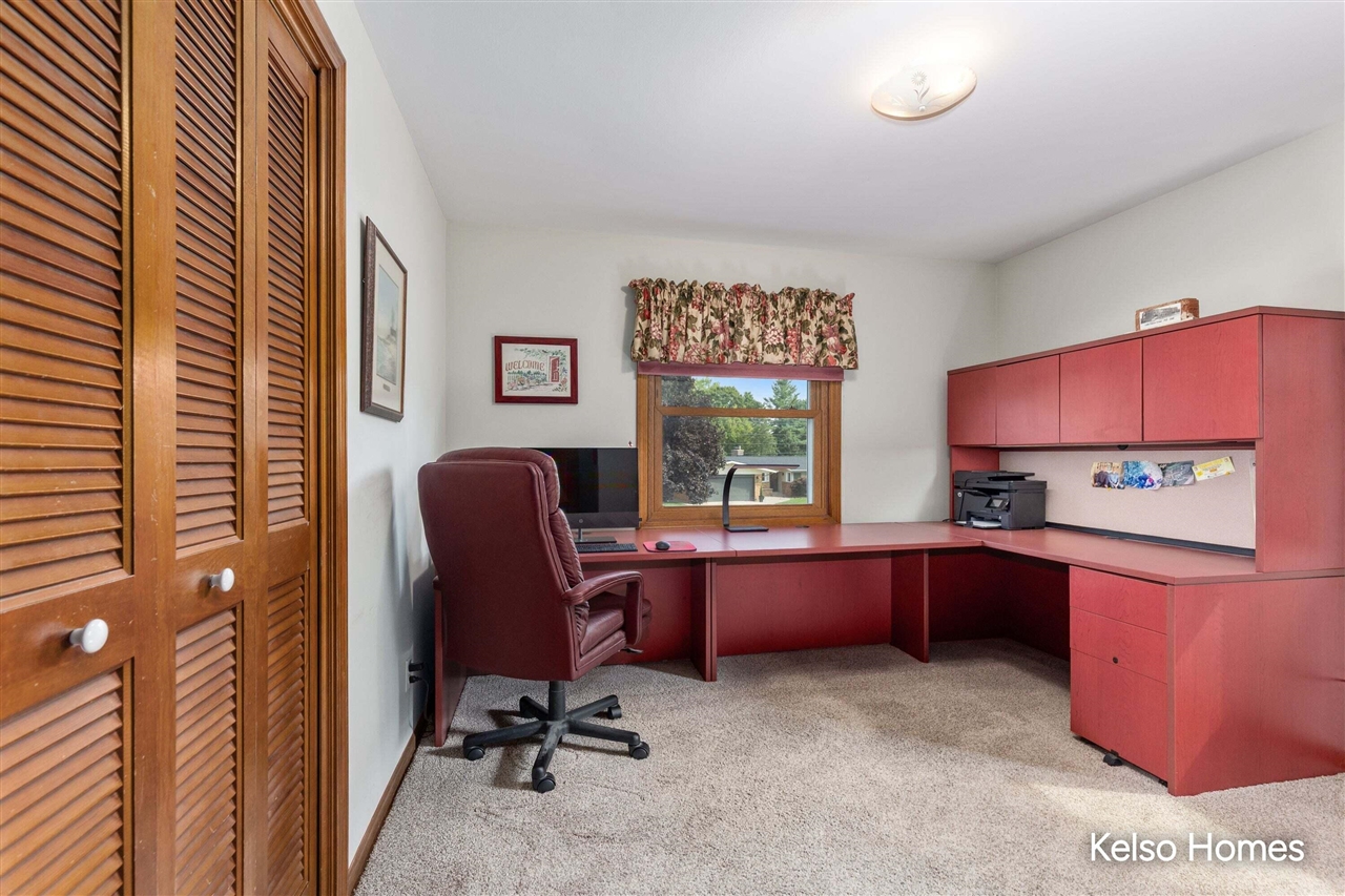 1704 Millbank Street Property Photo 11