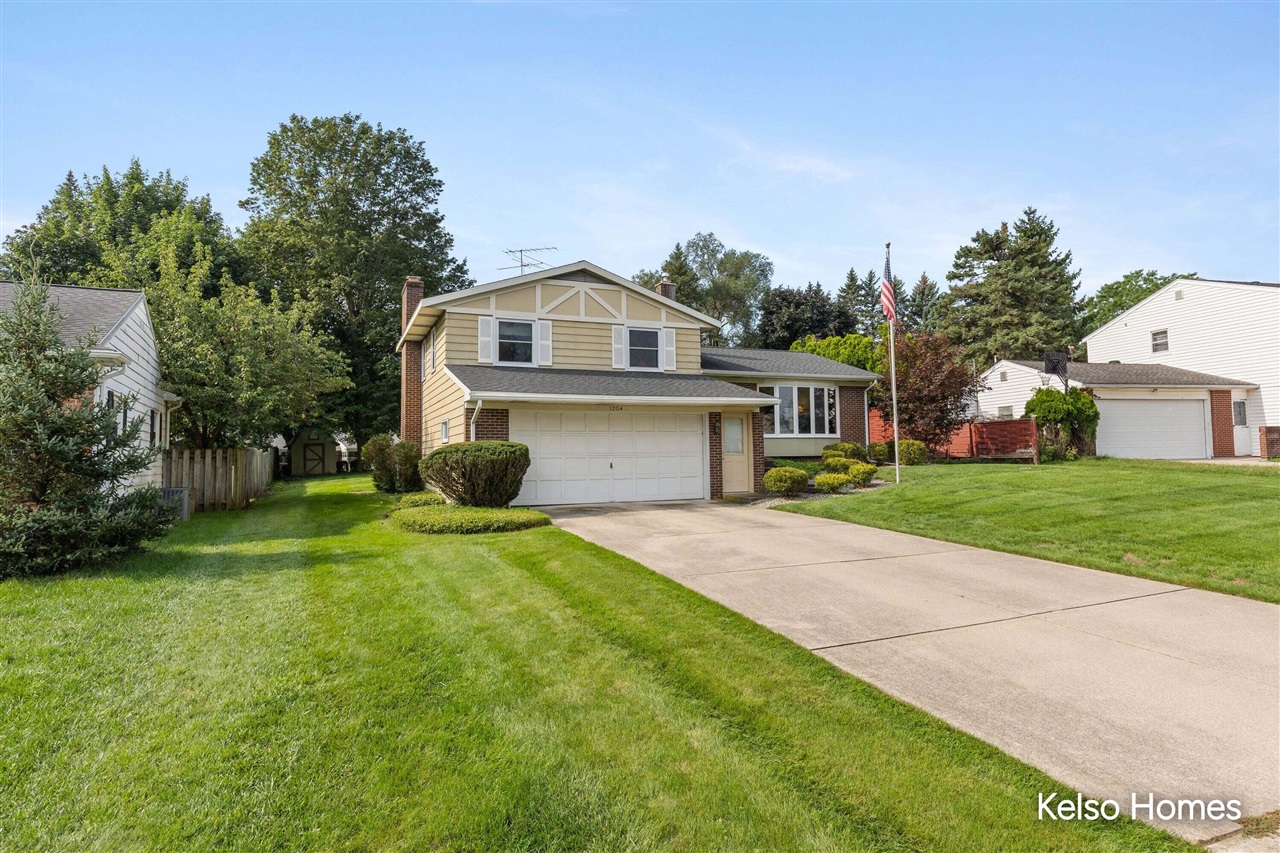 1704 Millbank Street Property Photo 25