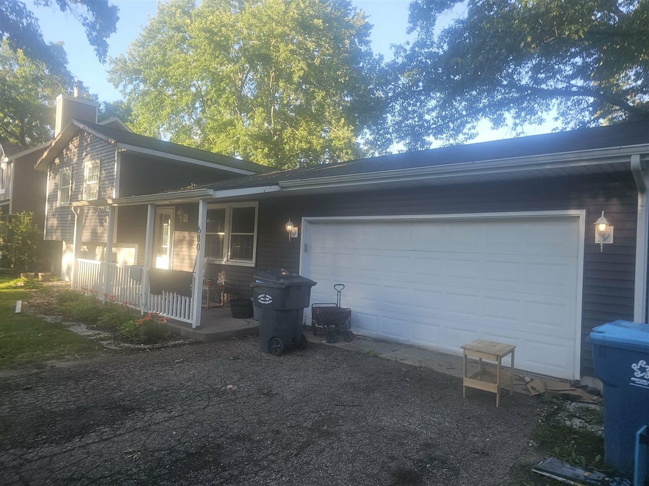 680 Glenview Circle Property Photo 1