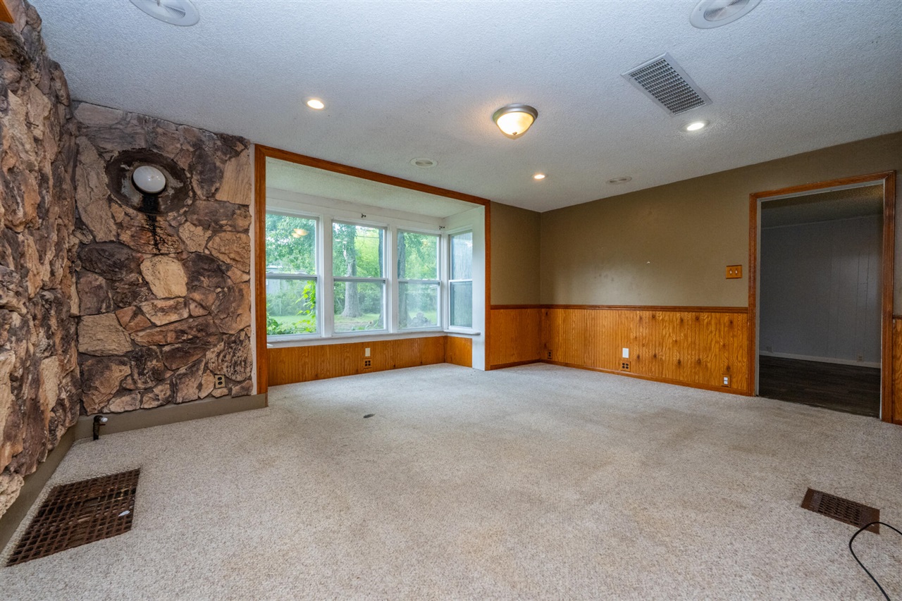4960 Paw Paw Lake Road Property Photo 9