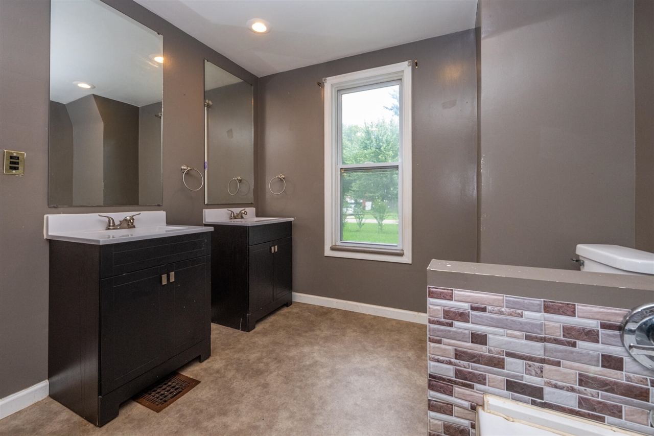 4960 Paw Paw Lake Road Property Photo 19