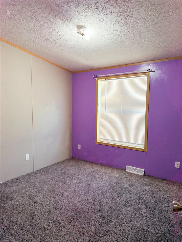 2040 Reo Avenue Property Photo 7