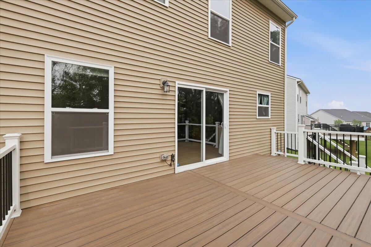 247 Sandhill Court Property Photo 5