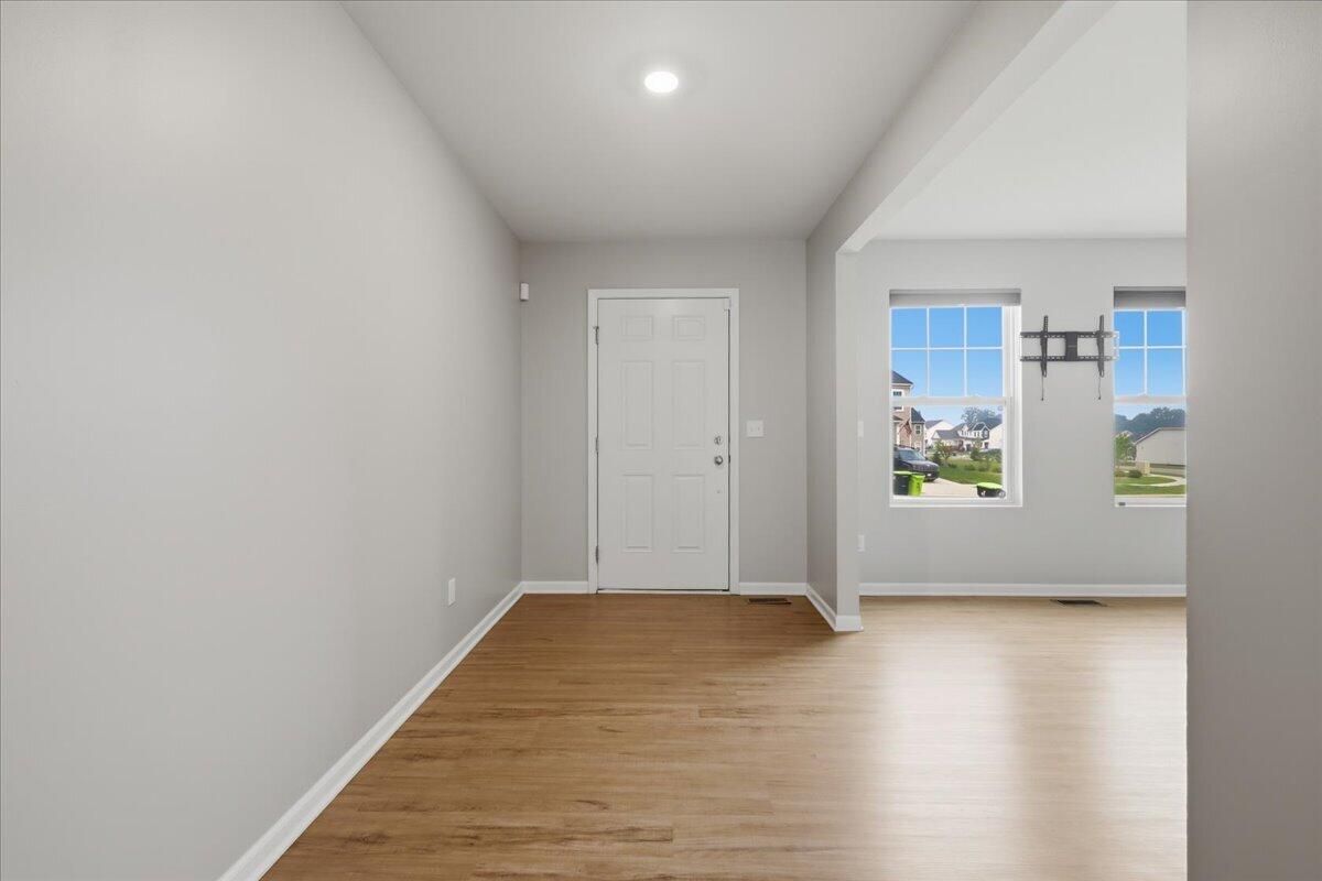 247 Sandhill Court Property Photo 8