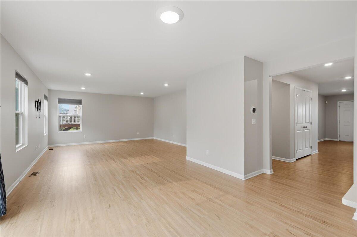 247 Sandhill Court Property Photo 18