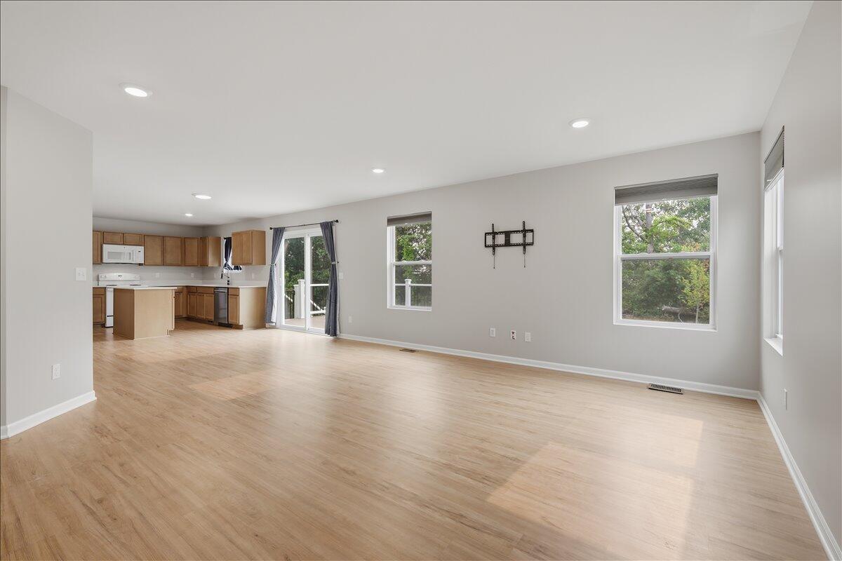 247 Sandhill Court Property Photo 22