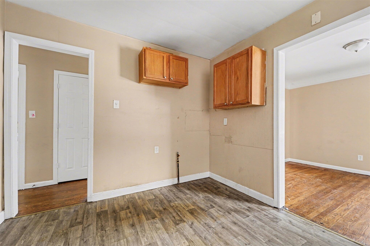 12511 Riad Street Property Photo 6
