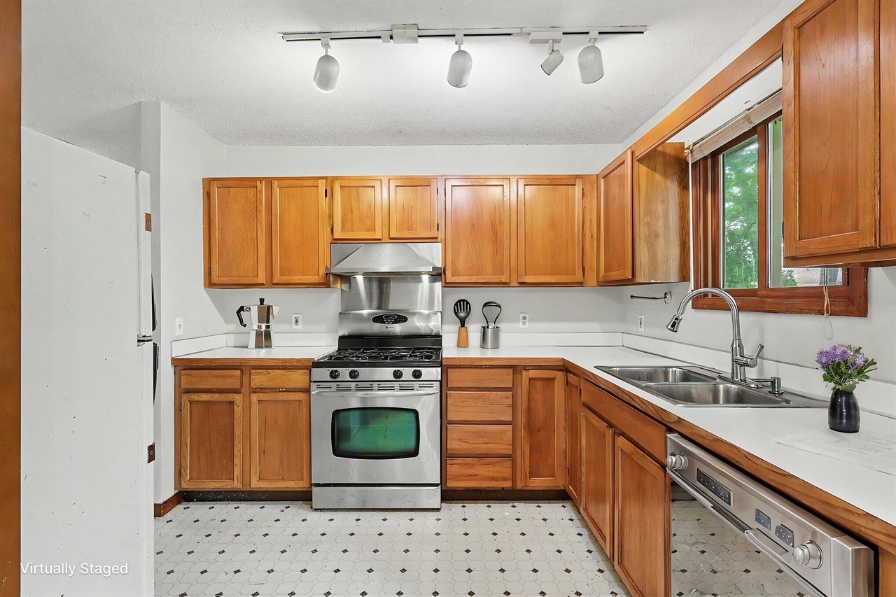 3320 Germaine Road Property Photo 16