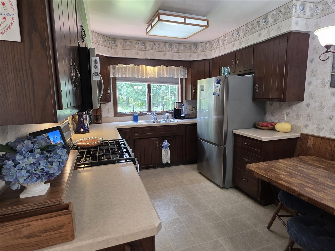 5163 Burning Tree Road Property Photo 11