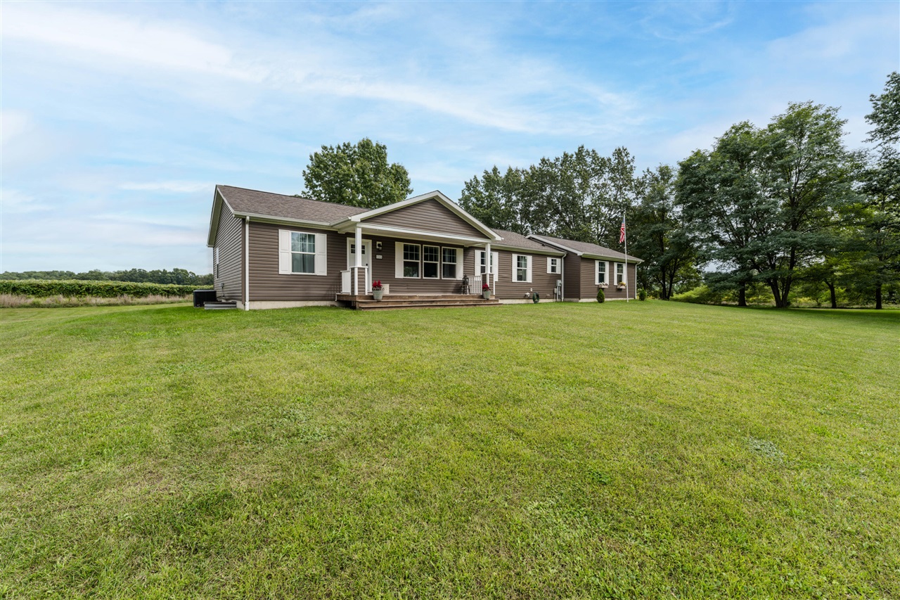 6048 Territorial Road Property Photo 38