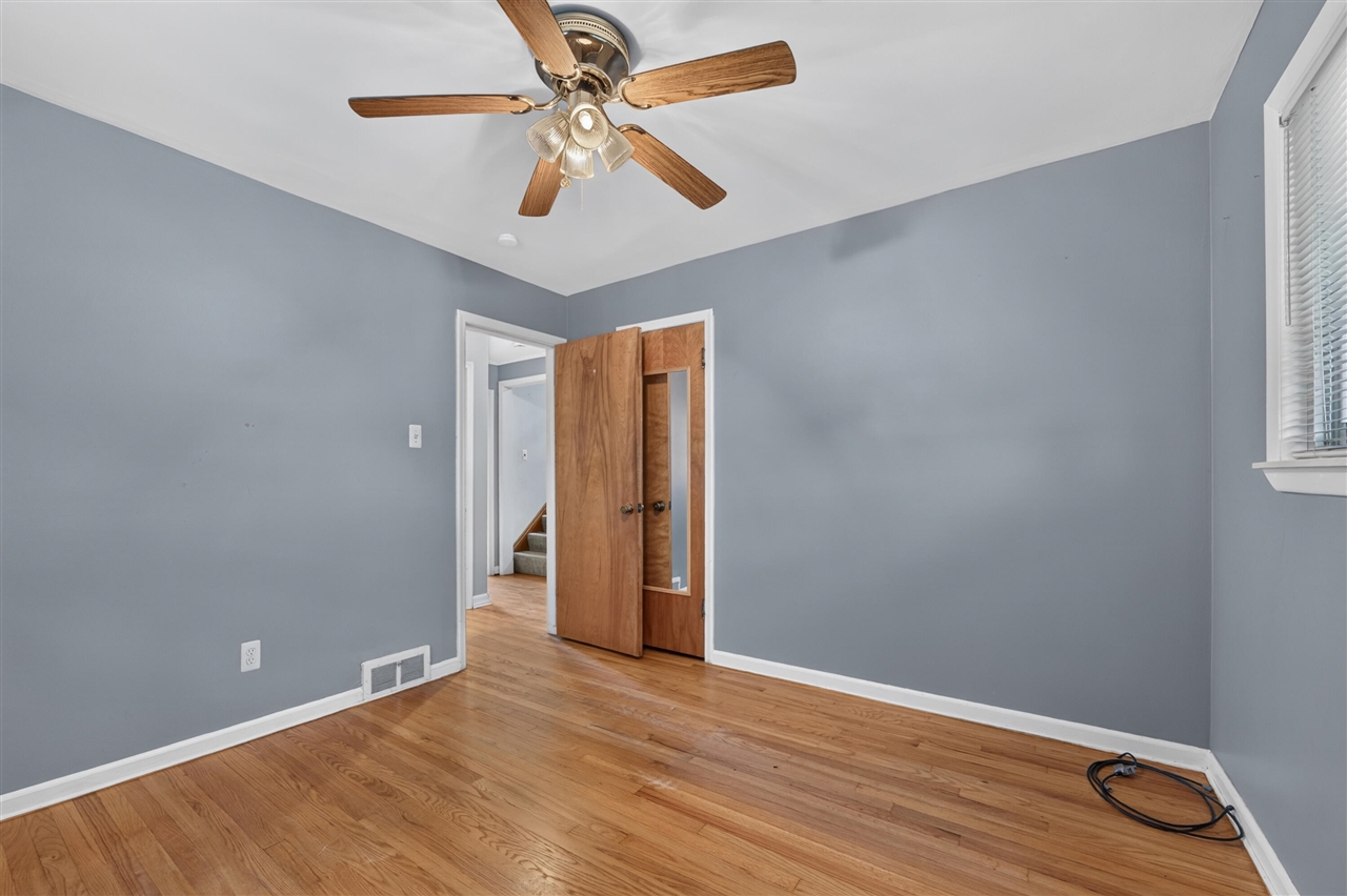 9961 Niver Avenue Property Photo 13