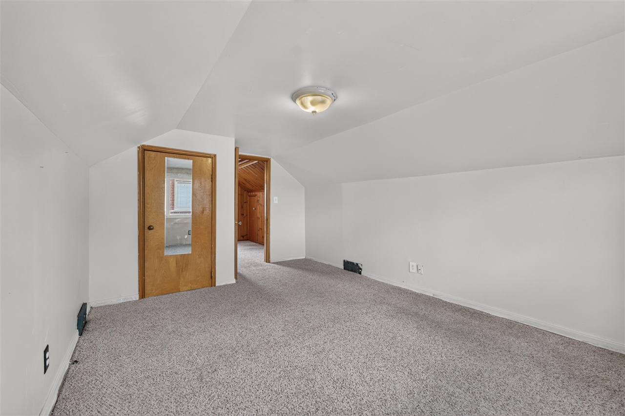 9961 Niver Avenue Property Photo 23