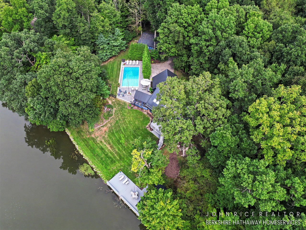 6155 Oakmont Landing Property Photo 3