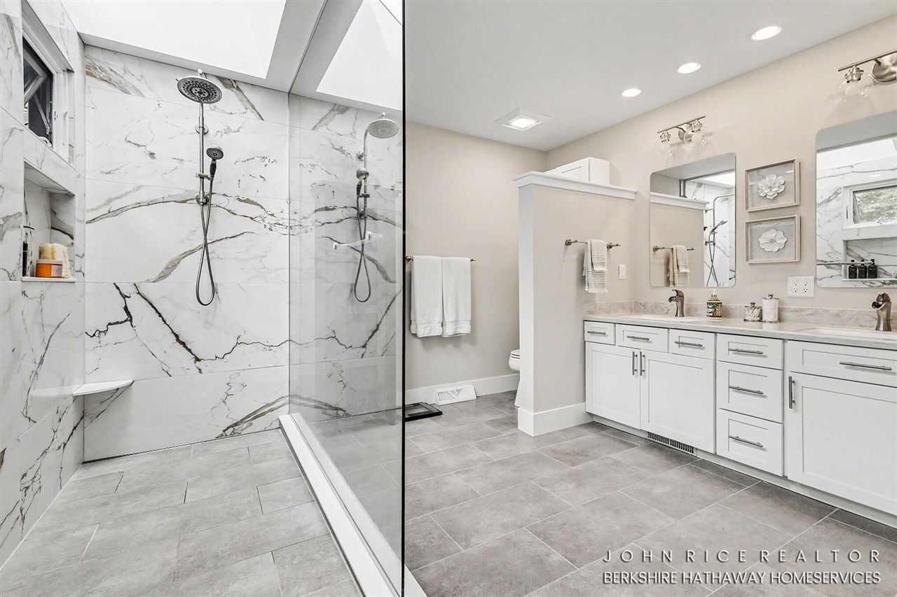 6155 Oakmont Landing Property Photo 24