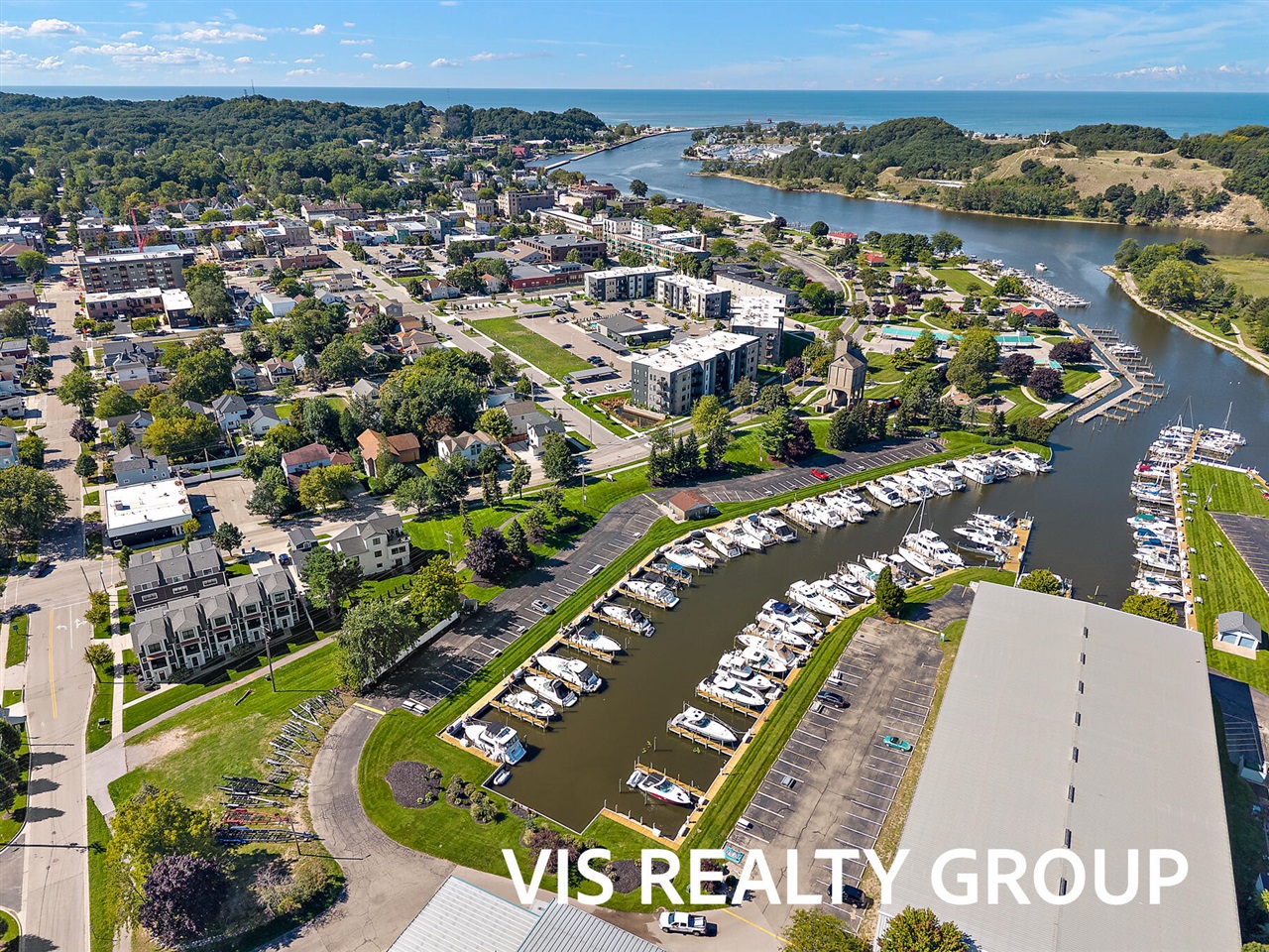 135 Wharfside Property Photo 18