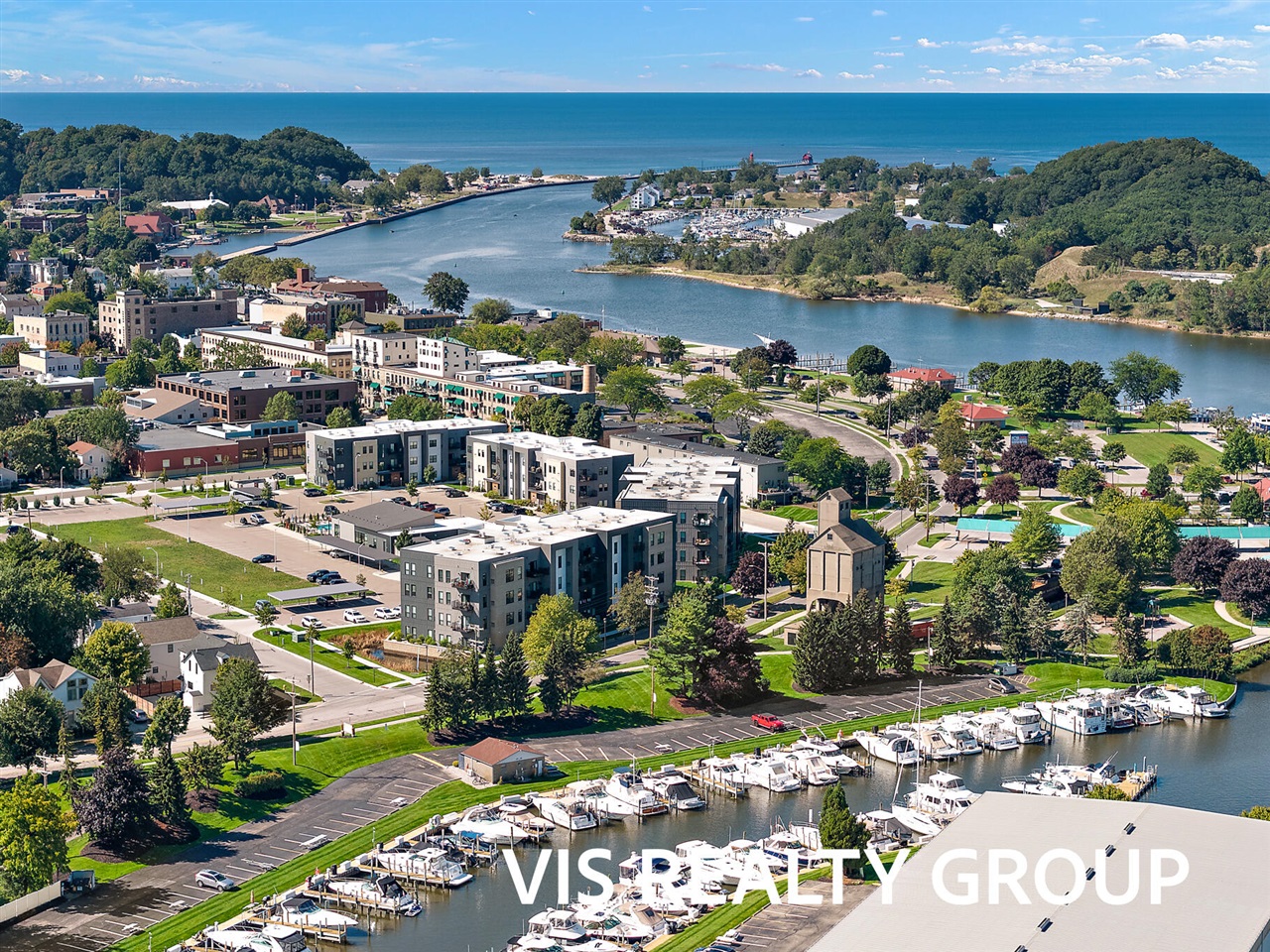135 Wharfside Property Photo 19