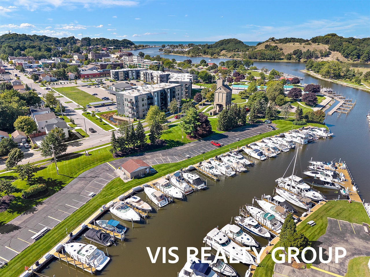 135 Wharfside Property Photo 22
